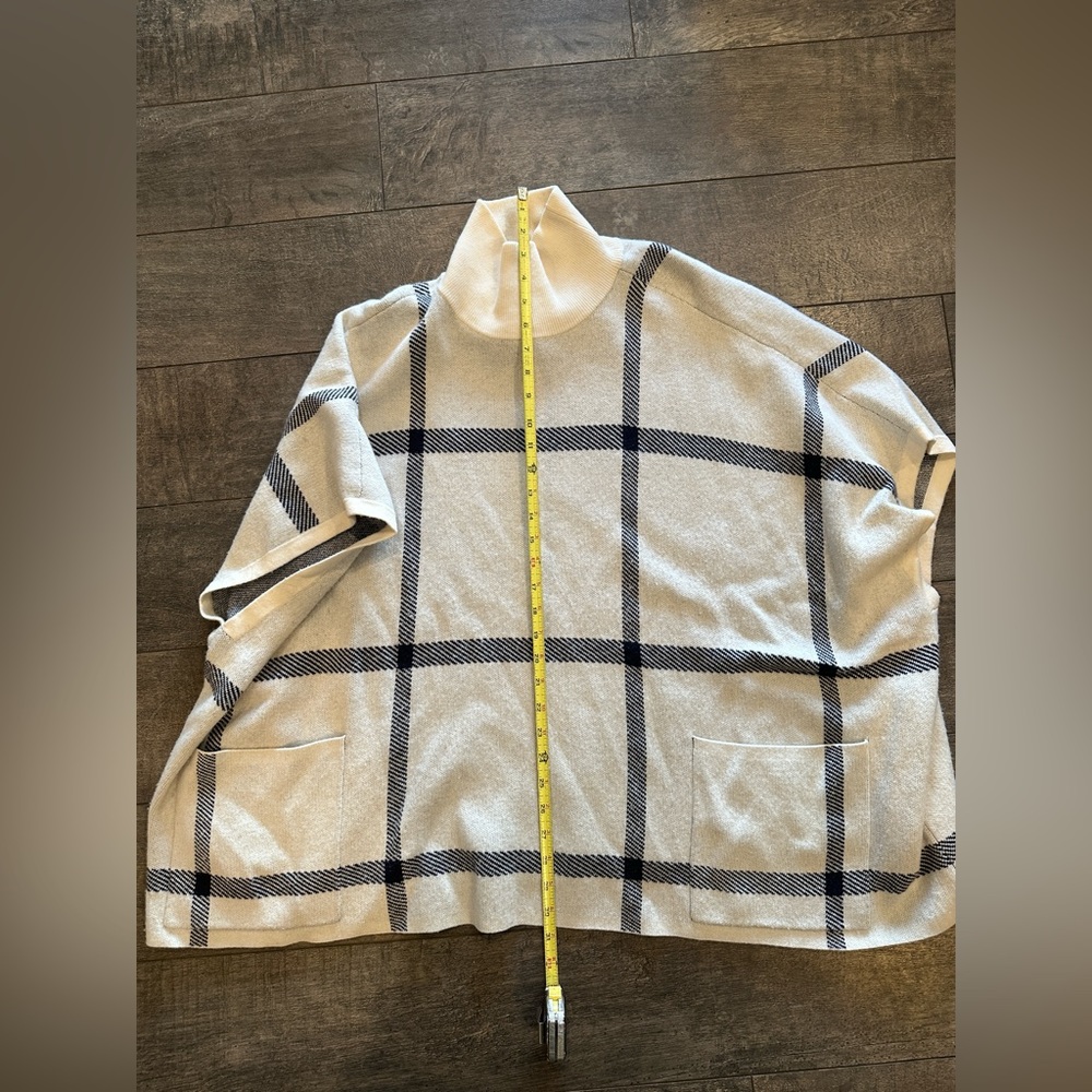 Ann Taylor Cream and Black Plaid Poncho - Picture 2 of 6